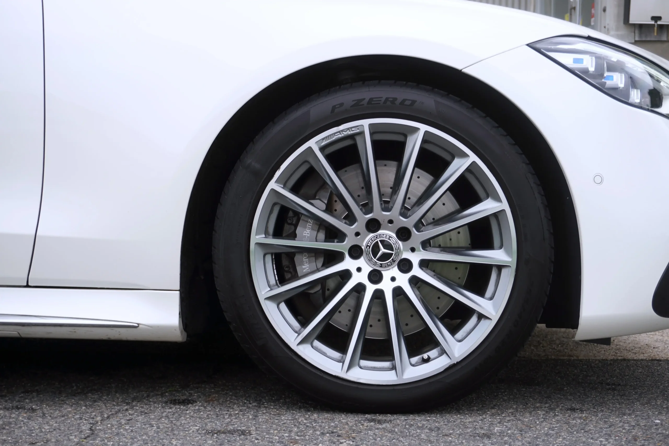 メルセデス・ベンツ S400d 4マチック AMGライン