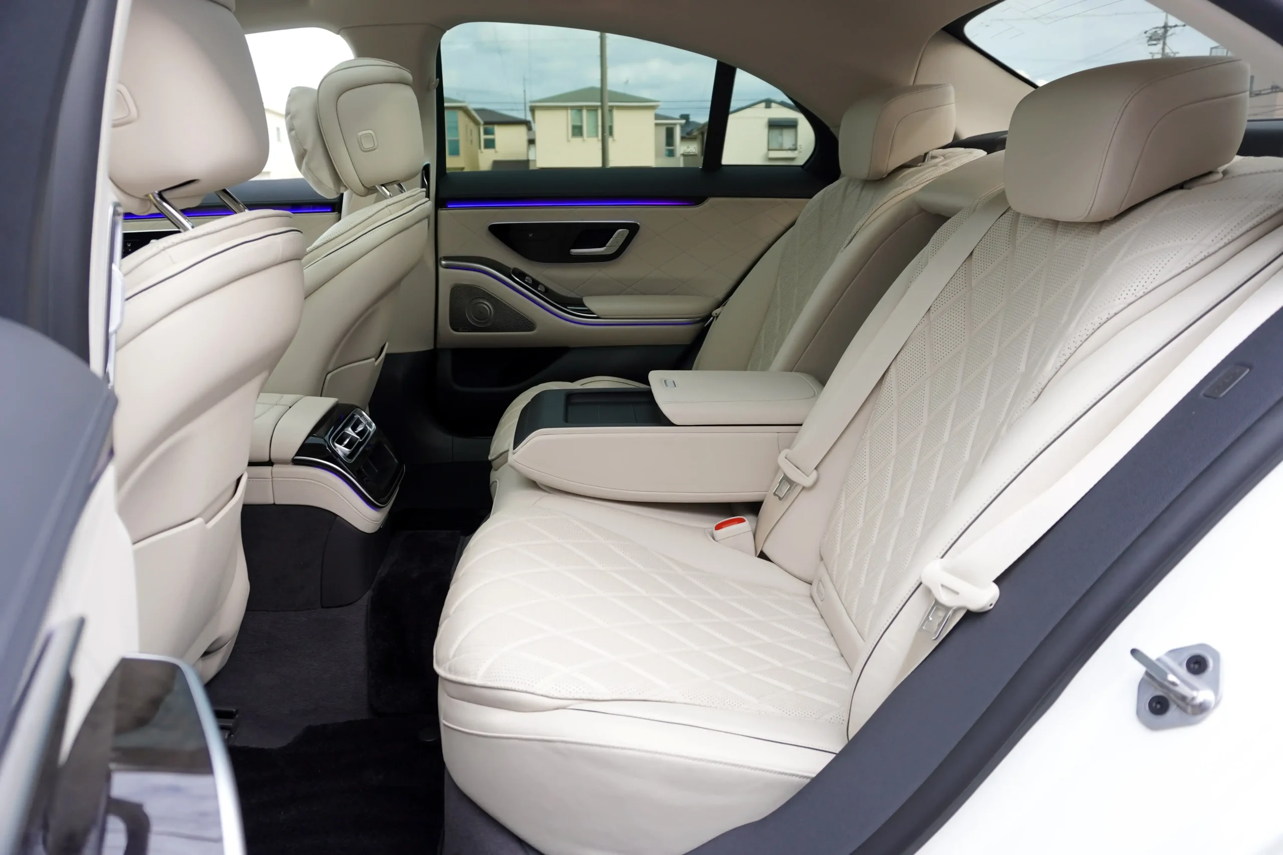 メルセデス・ベンツ S400d 4マチック AMGライン