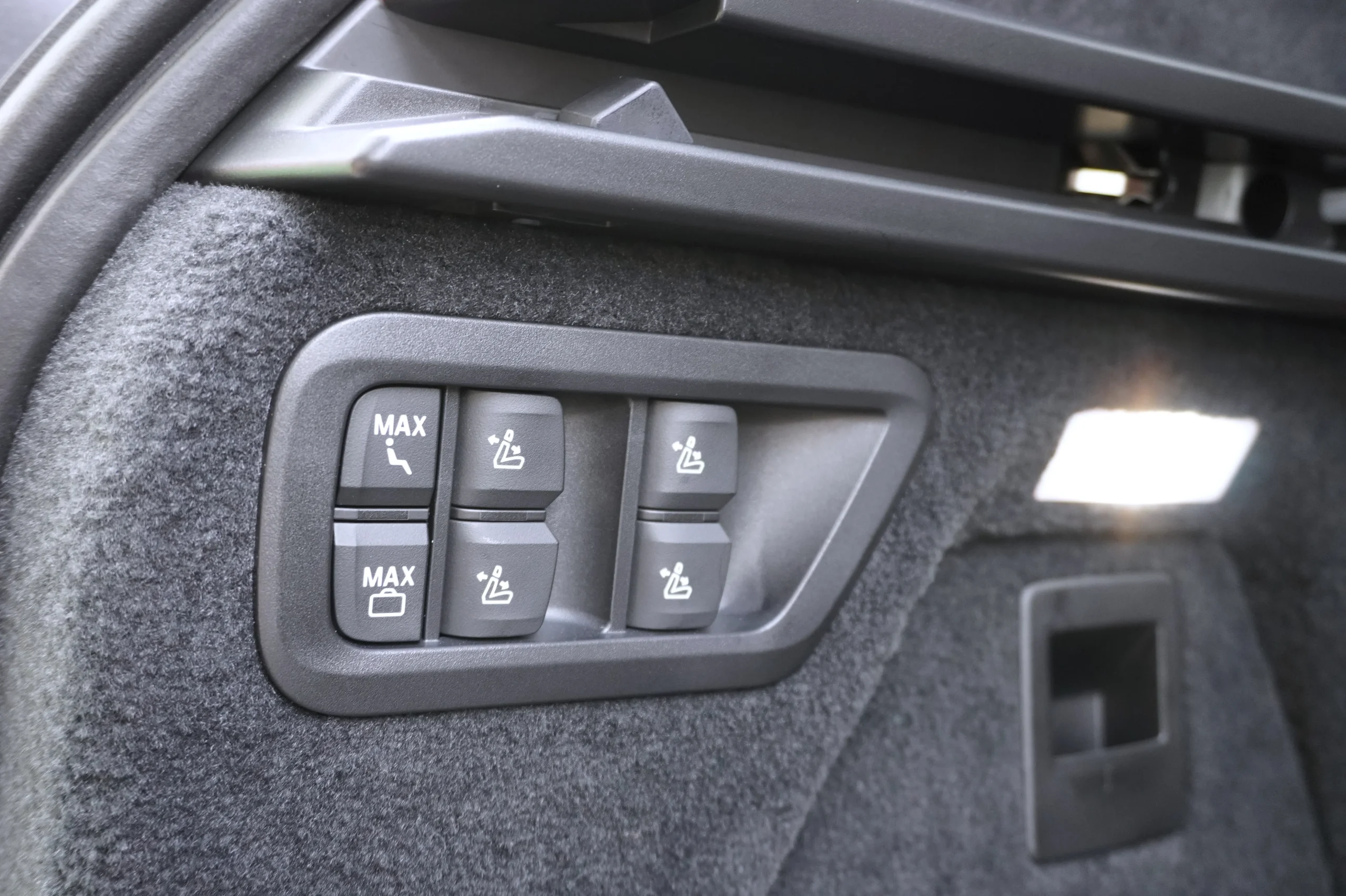 BMW X7 xDrive 35d Mスポーツ