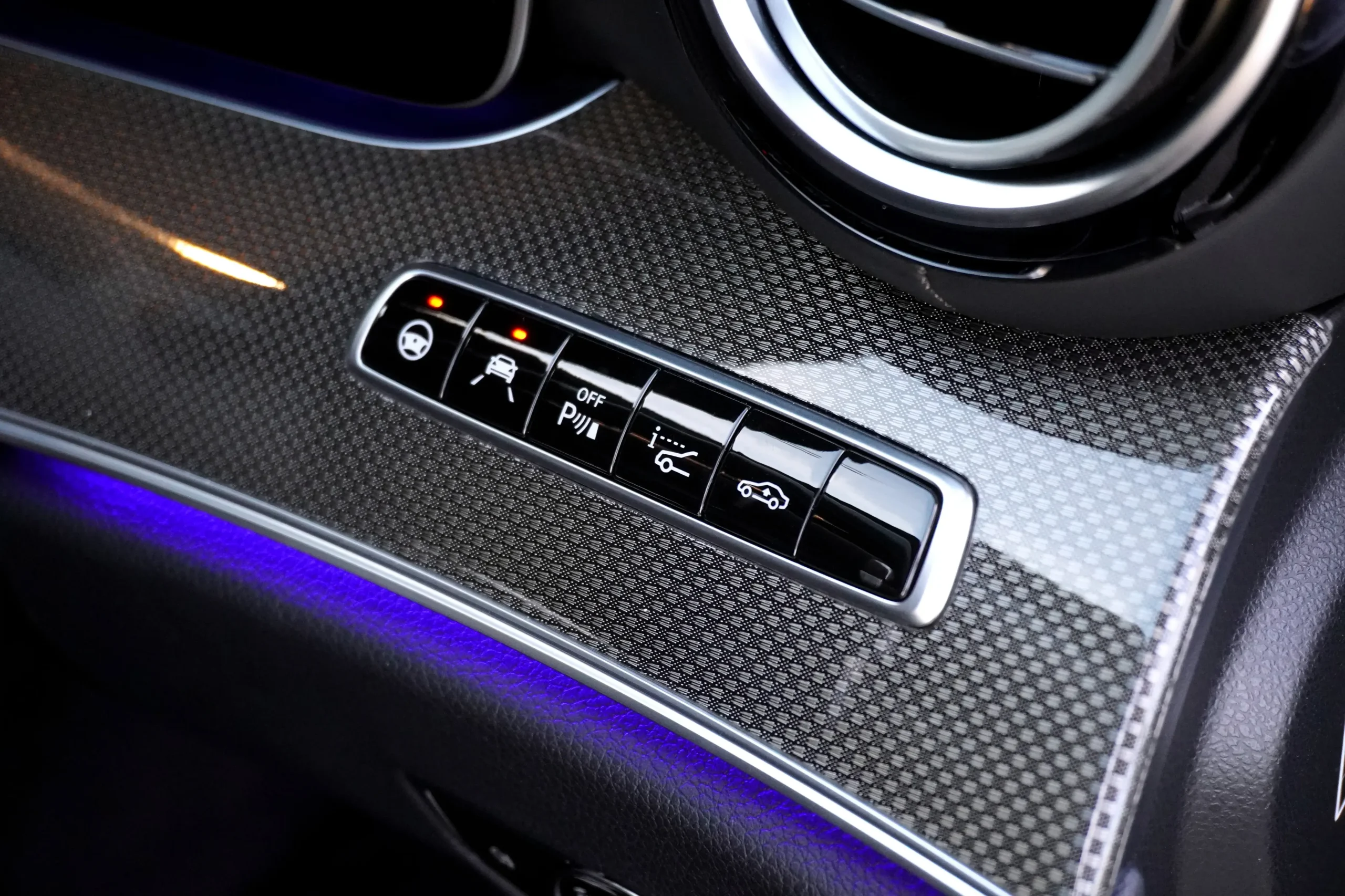 メルセデスAMG E63 S 4マチック+