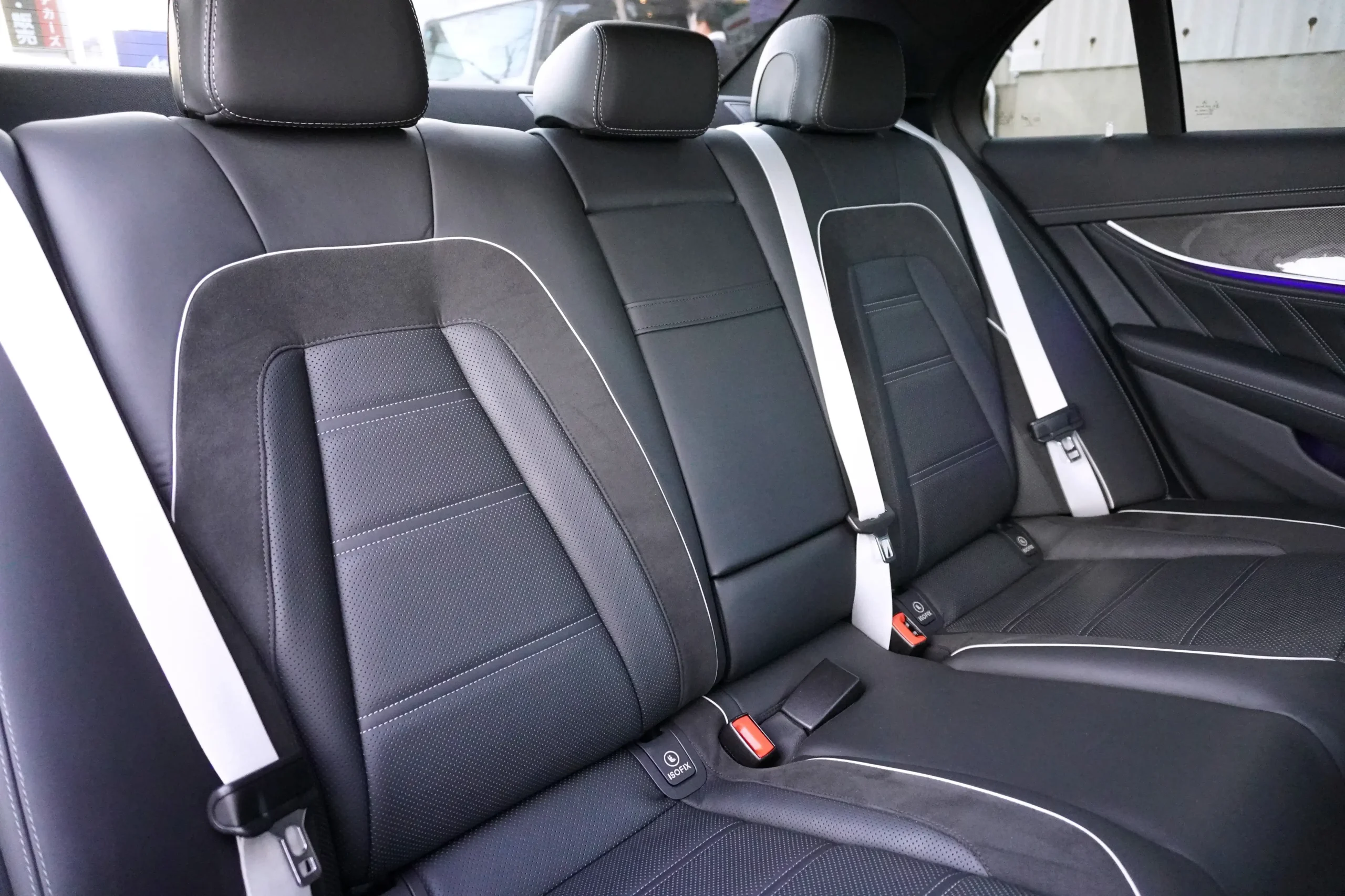 メルセデスAMG E63 S 4マチック+