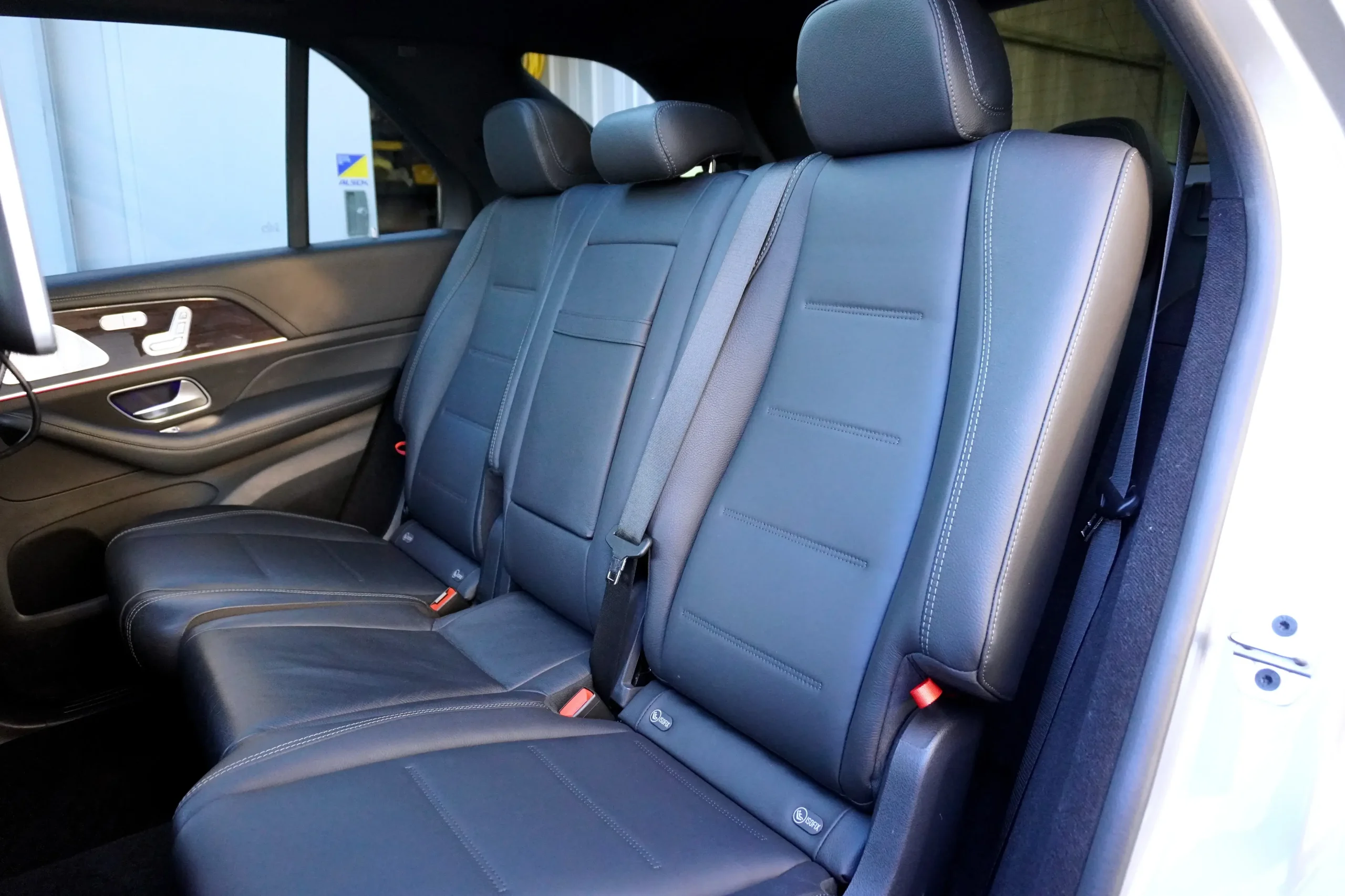 メルセデス・ベンツ GLE300d 4マチック AMGライン