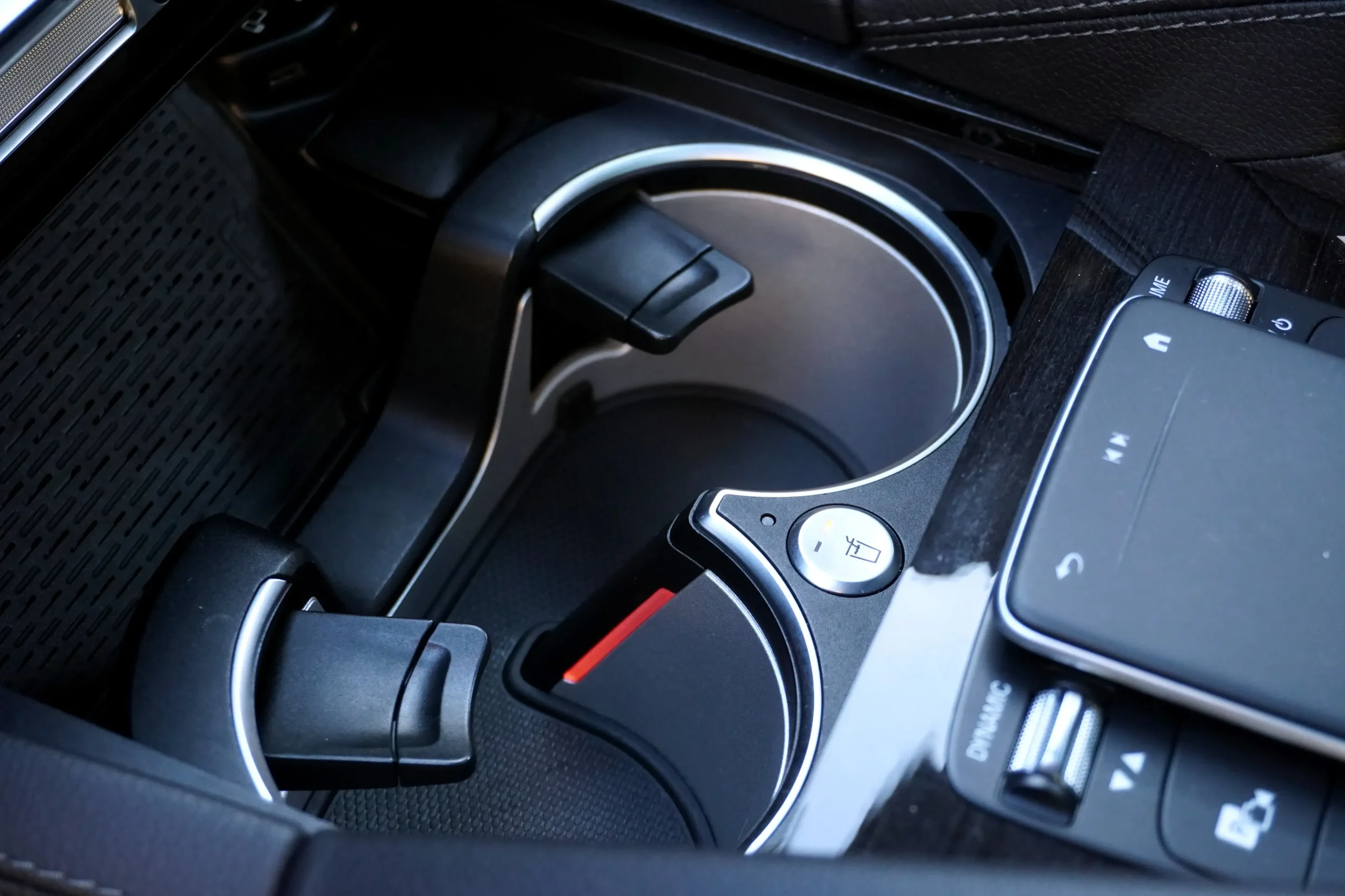 メルセデス・ベンツ GLE300d 4マチック AMGライン