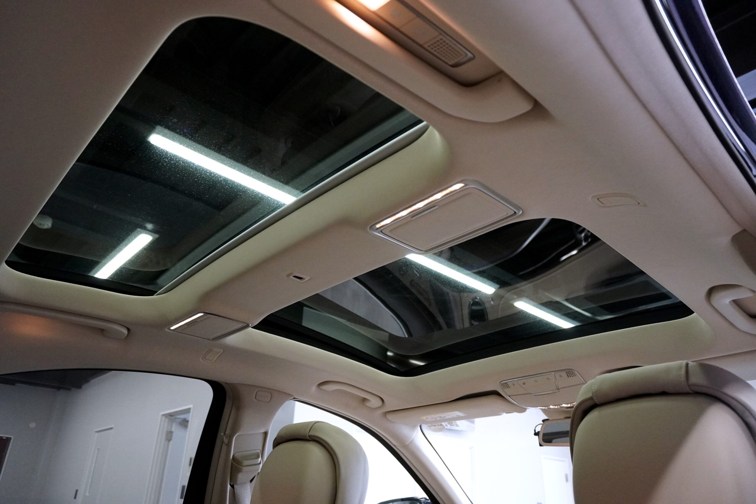 メルセデスベンツ S300hエクスクルーシブ