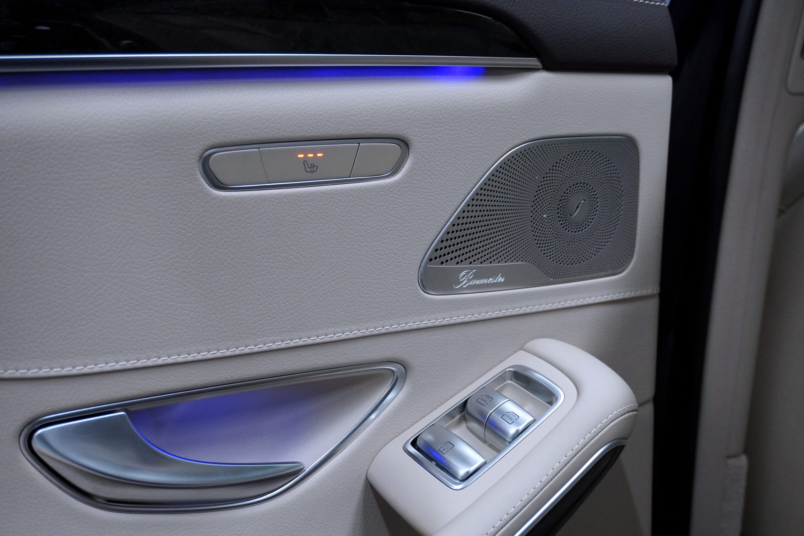 メルセデスベンツ S300hエクスクルーシブ