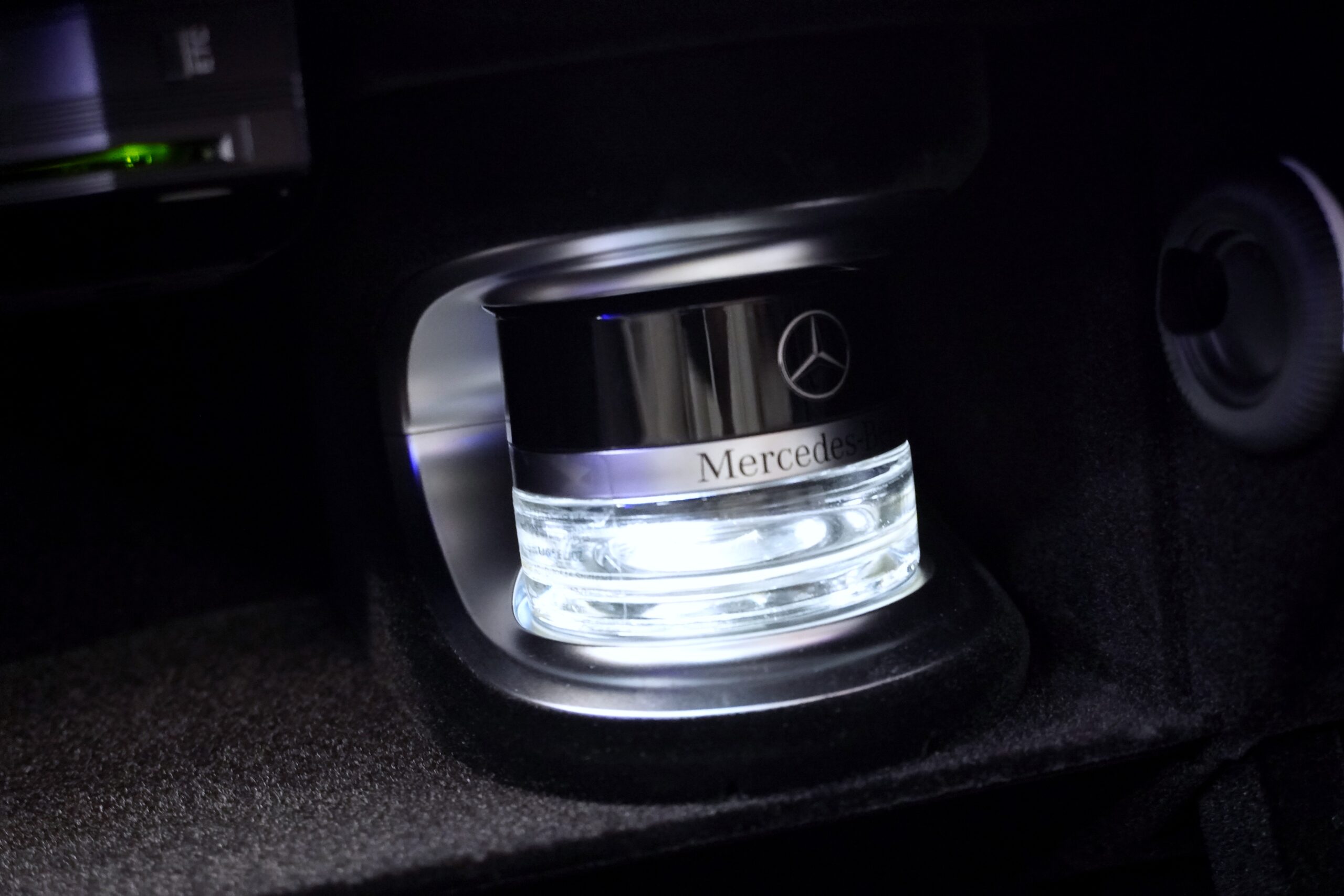 メルセデスベンツ S300hエクスクルーシブ