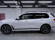 BMW X7 xDrive 35d Mスポーツ