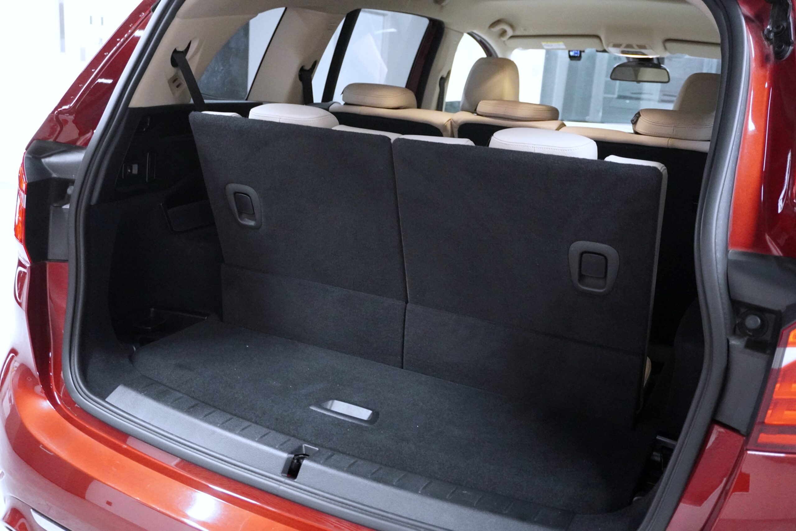 BMW 218d グランツアラー ラグジュアリー