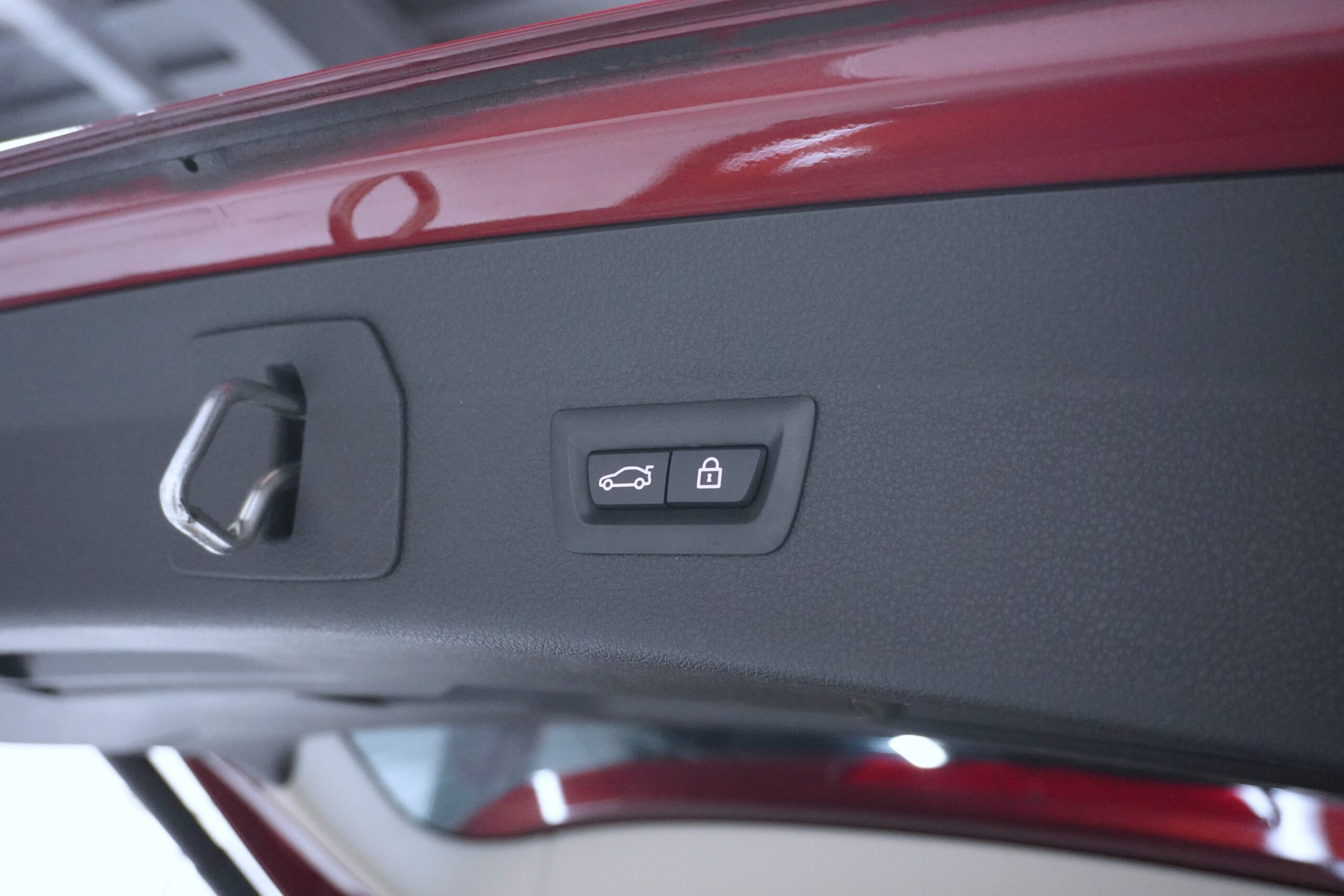 BMW 218d グランツアラー ラグジュアリー