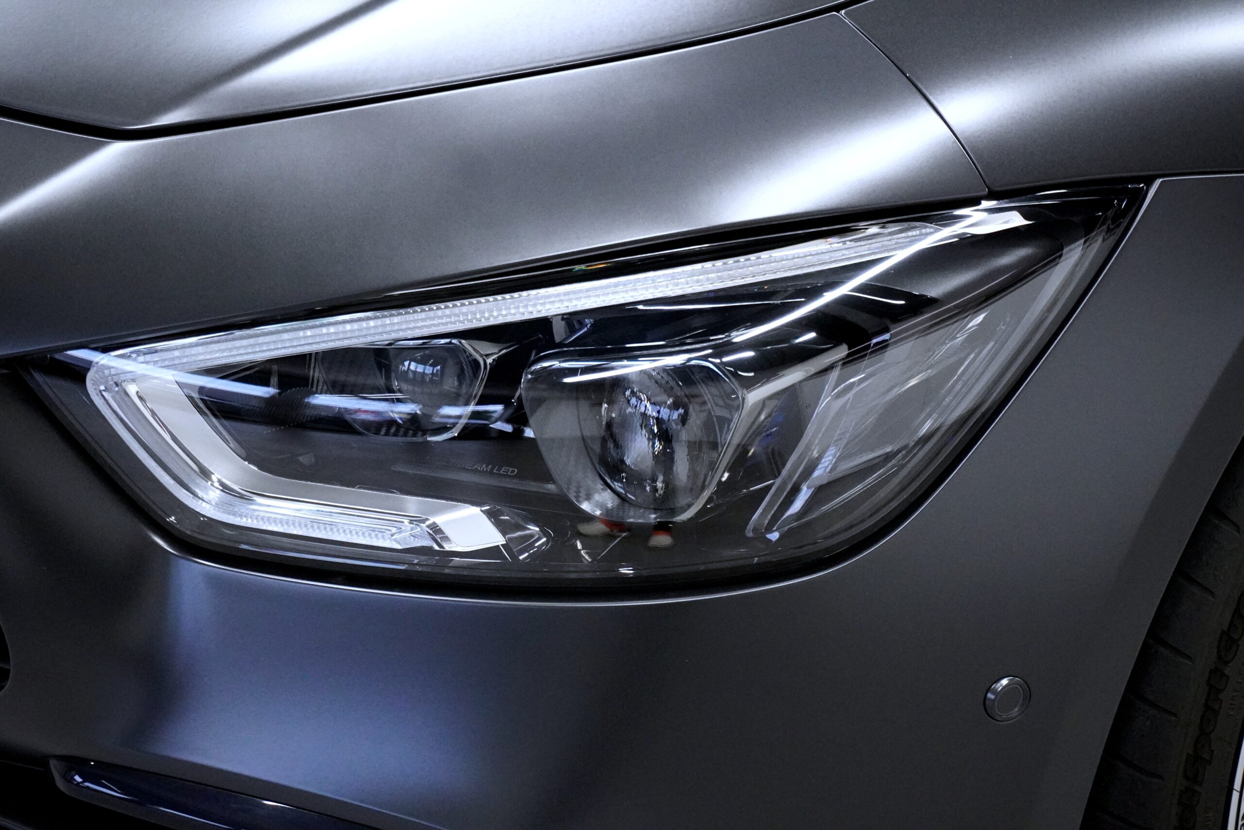 メルセデスAMG GT43 4マチック+