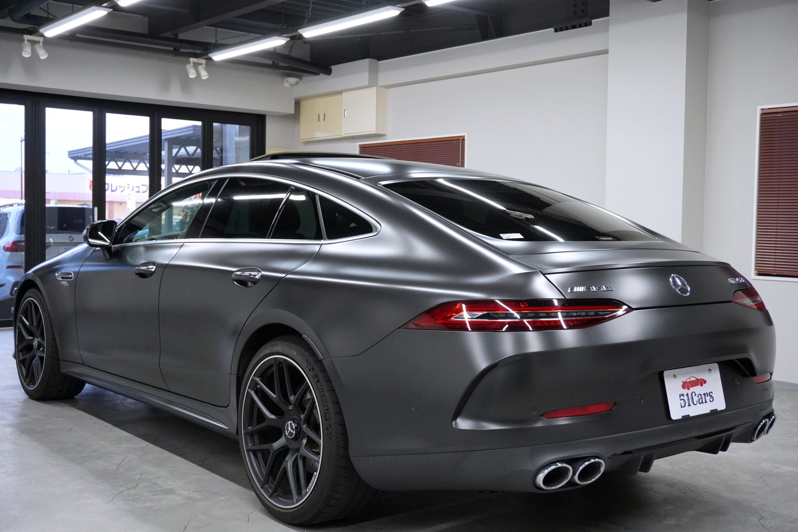 メルセデスAMG GT43 4マチック+