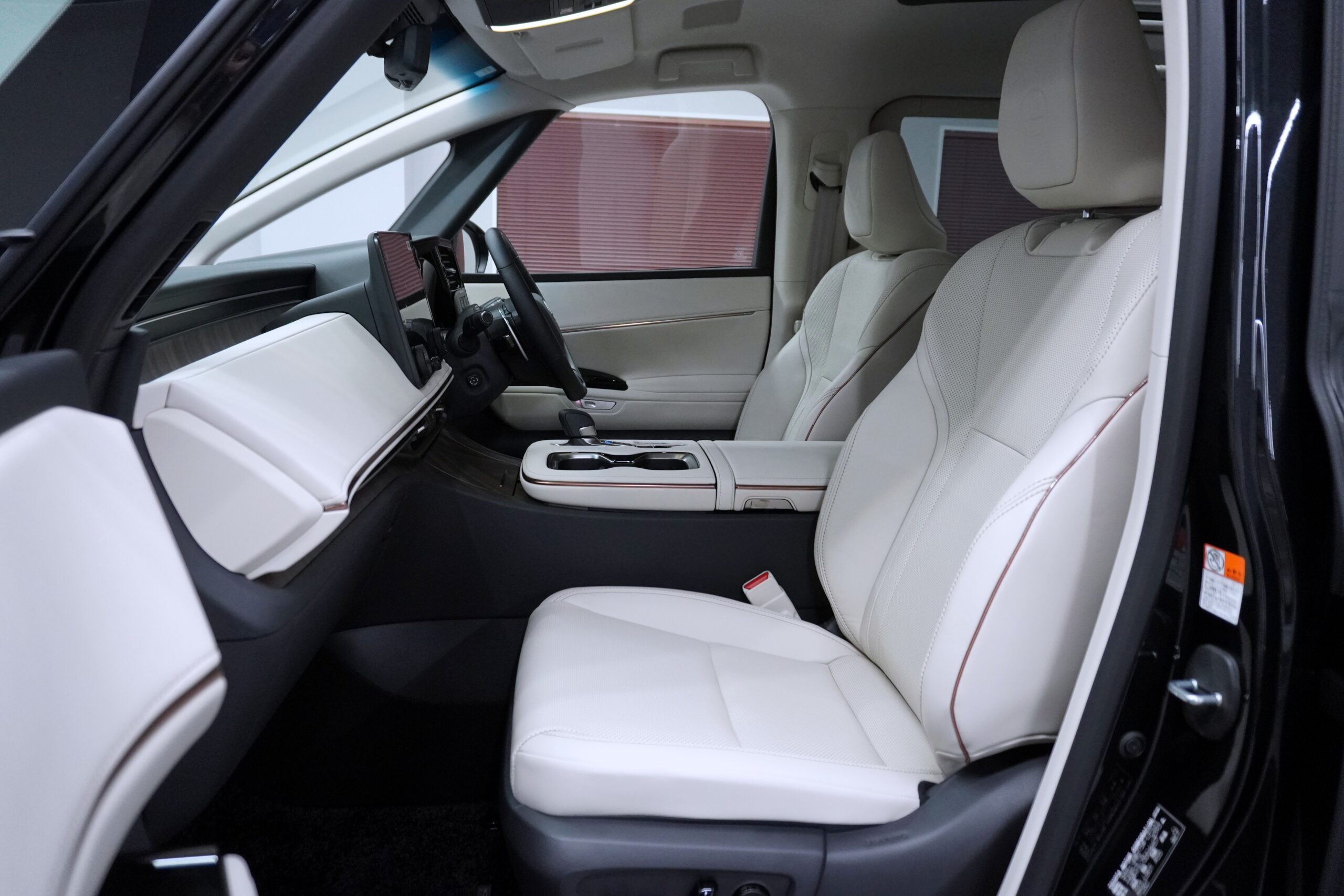 レクサス LM500h バージョンL